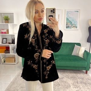 Draper’s & Damon’s Velvet Emboidered Jacket